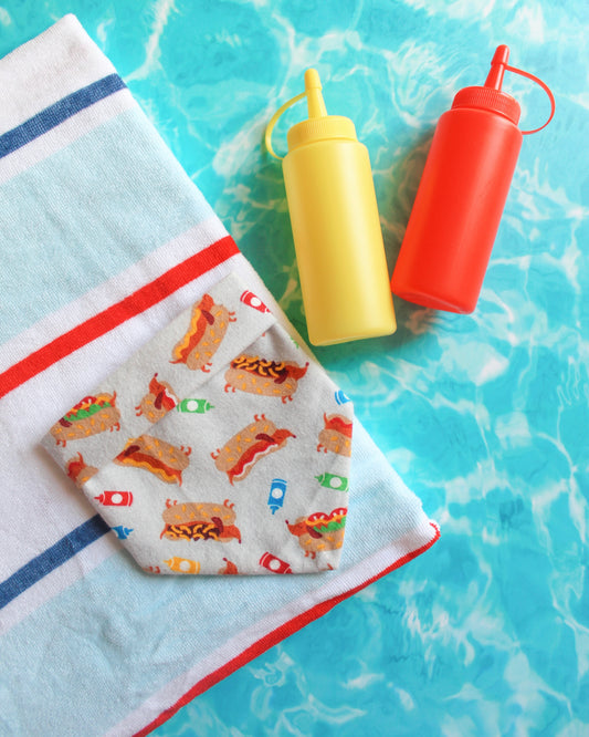 HOT DOGS BANDANA