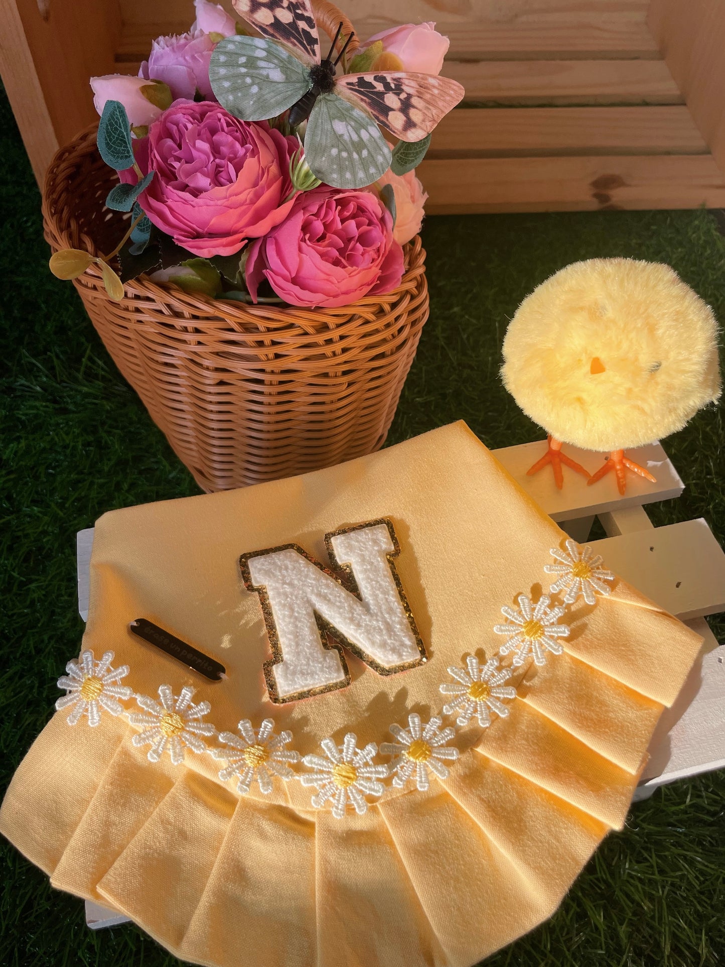 THE COLORS OF SPRING BANDANA